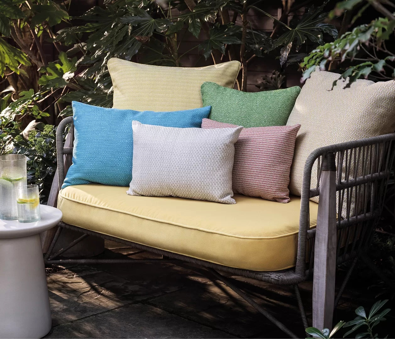 ALFRESCO OUTDOOR / INDOOR
